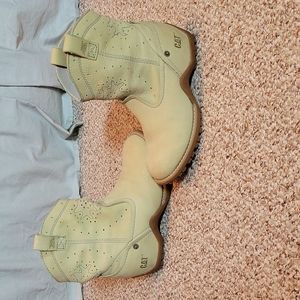 CAT boots